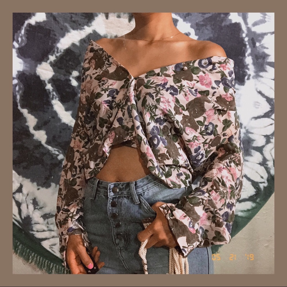 Vintage flower silk blouse 🌸